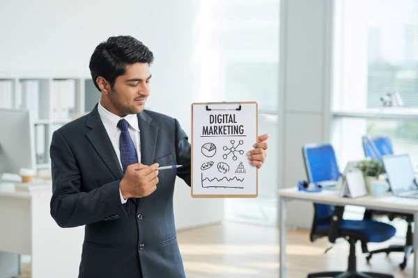 Online Course Certified Advertising & PR Manager