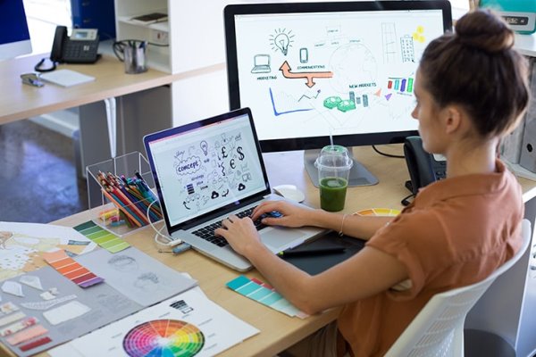 Online Course Certified Digital Graphic Designer