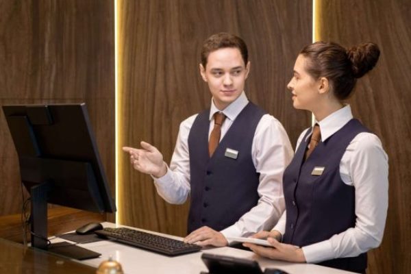 Online Course Certified Front Office Executive