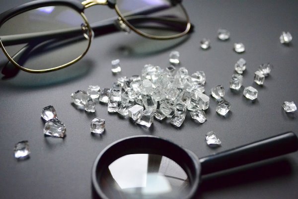 Online Course Certified Gemologist