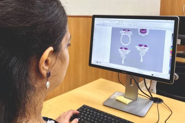 Online Course Certified Jewellery Computer-Aided Design (CAD) Designer