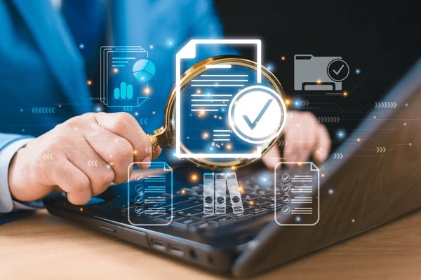 Online Course Certified Risk & Compliance Analyst