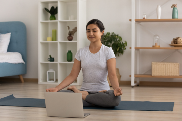 Online Course Certified Yoga & Meditation in Digital/Online Platforms Specialist