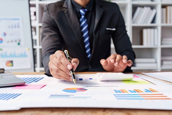 Online Course Certified Financial Services Manager